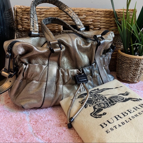 Burberry Handbags - SALE💕 Burberry Bag